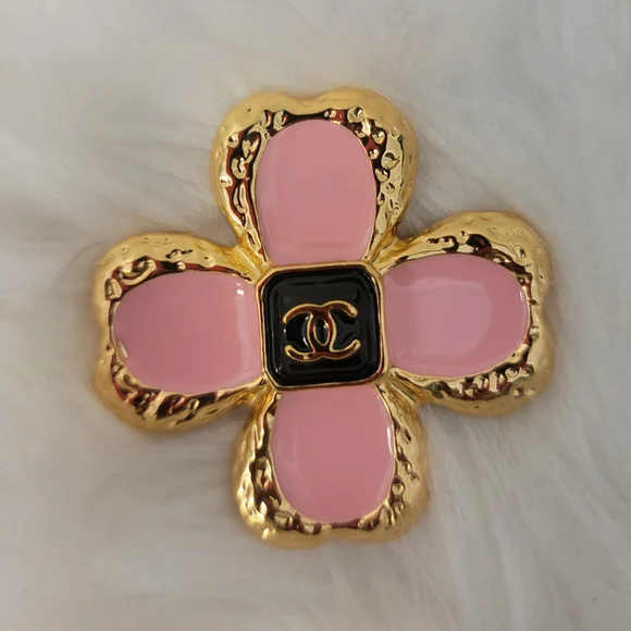 Gold and Pink Floral Brooch - Picture 2 of 3